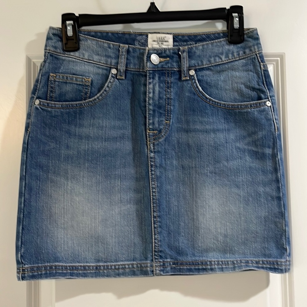 H&M denim skirt - size 4